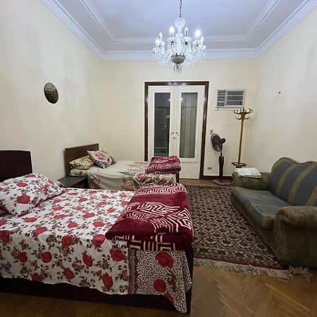 Beautiful Apartment In The Heart Of Cairo Exterior photo